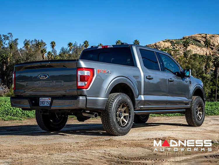 Ford F-150 4WD Suspension System - 2.75-3.5in Lift - Stage 5 - (2021+)